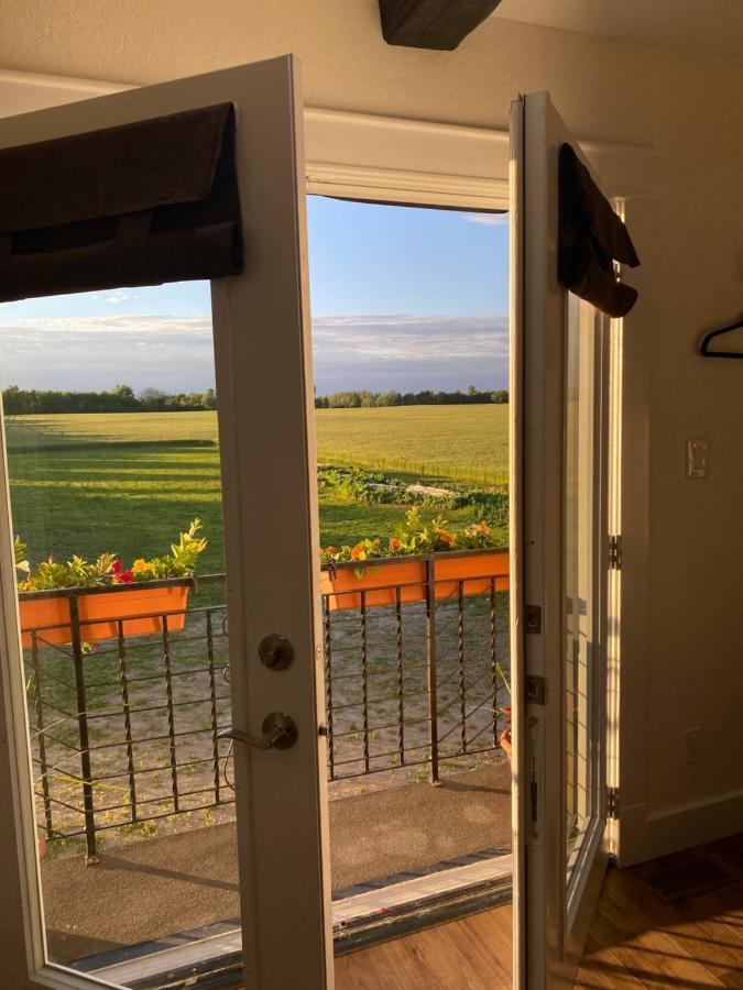 Villa Di Casa - Boutique Hotel Уелингтън Екстериор снимка